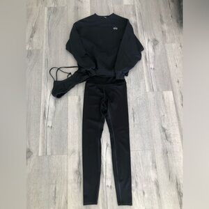 Alo Anthracite Sweatshirt and Airlift Leggings Bra Set